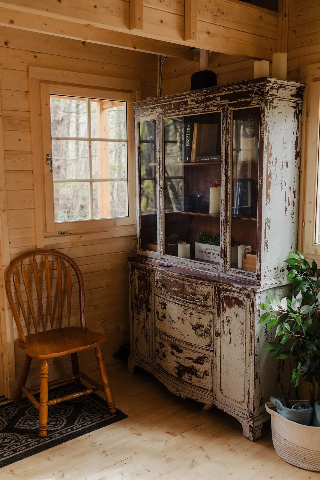 Cabin details